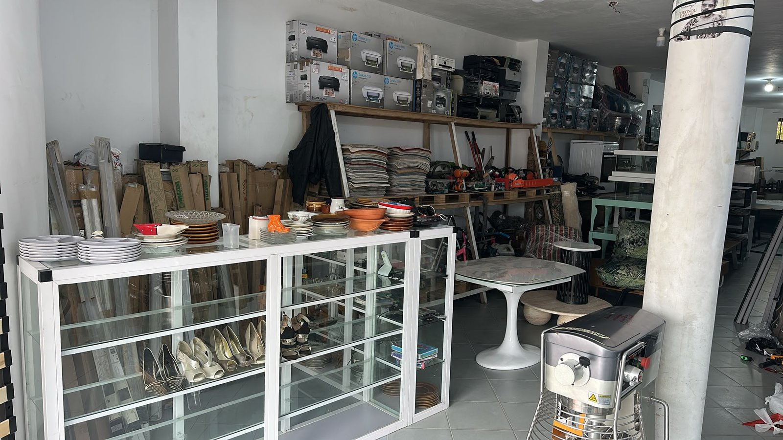 Mobilier et équipements